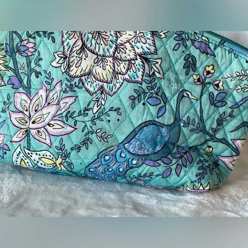 Vera Bradley Quilted Cosmetic Bag Peacock Garden shower bag blue
